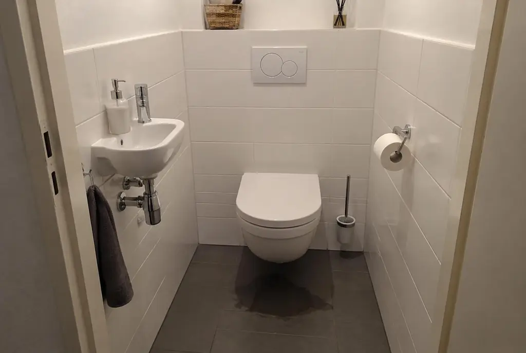 Lekdetectie Wijk bij Duurstede – natte vloer bij een toilet